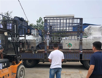 發(fā)貨現(xiàn)場(chǎng)